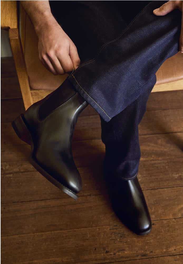 R.M.Williams Comfort Craftsman Caramel Pull-Up Leather Boots | Durable, Stylish, Iconic