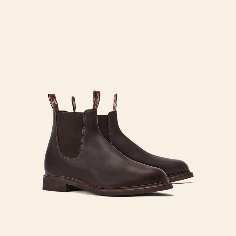 R.M.Williams Gardener Loam Oiled Leather Chelsea Boots: Rugged, Water-Resistant, Durable Craftsmanship
