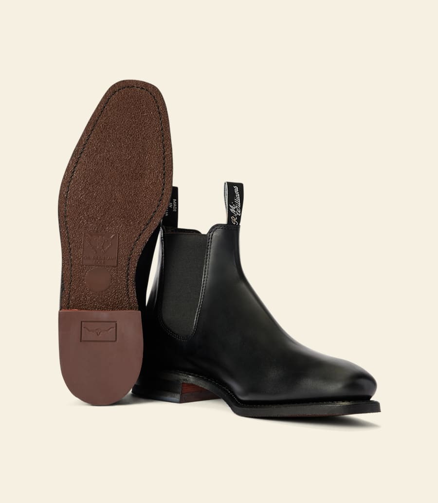 R.M.Williams Comfort Craftsman Ebony Pull-Up Leather Men's Chelsea Boots