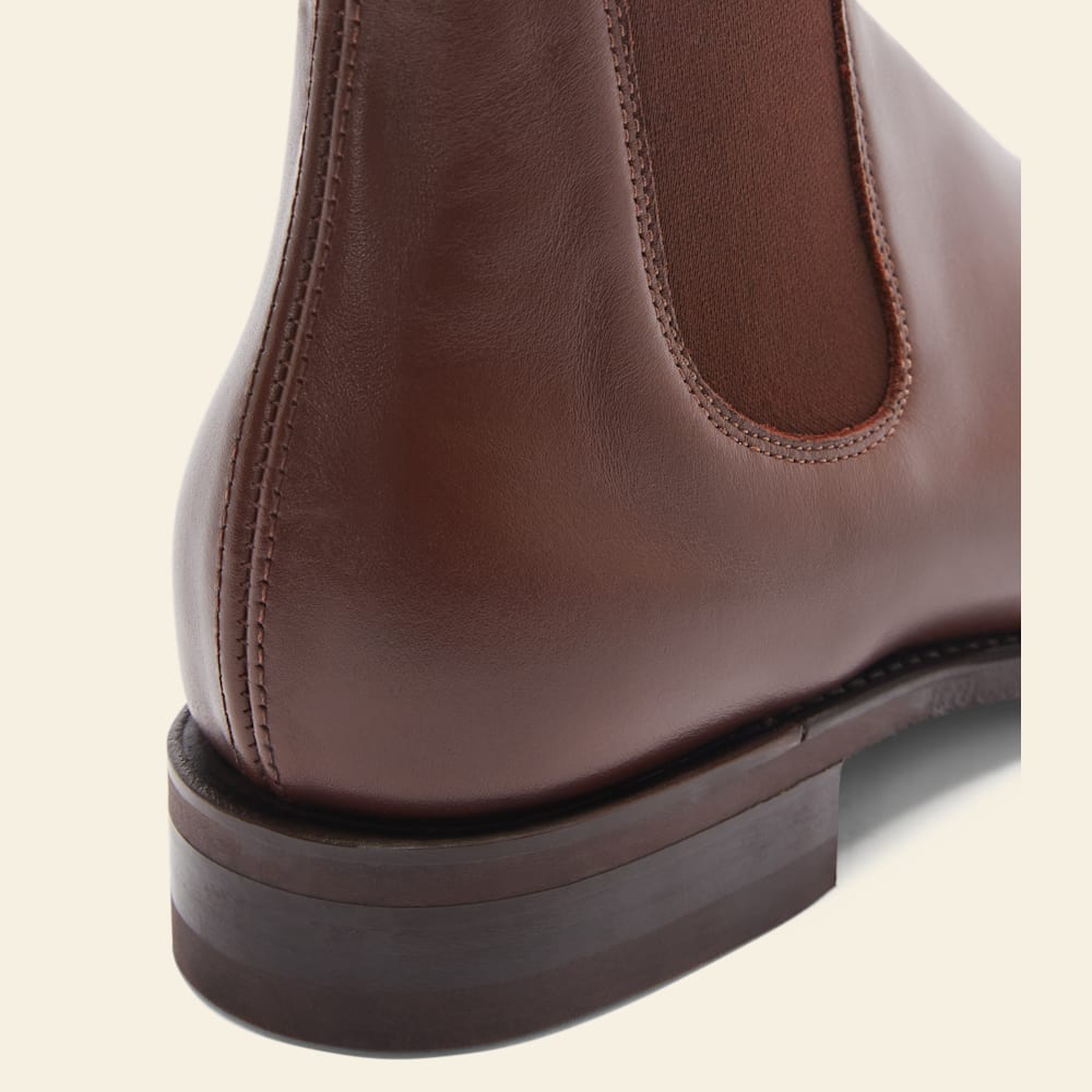 R.M.Williams Dark Tan Yearling Leather Comfort Craftsman Chisel Toe Chelsea Boots