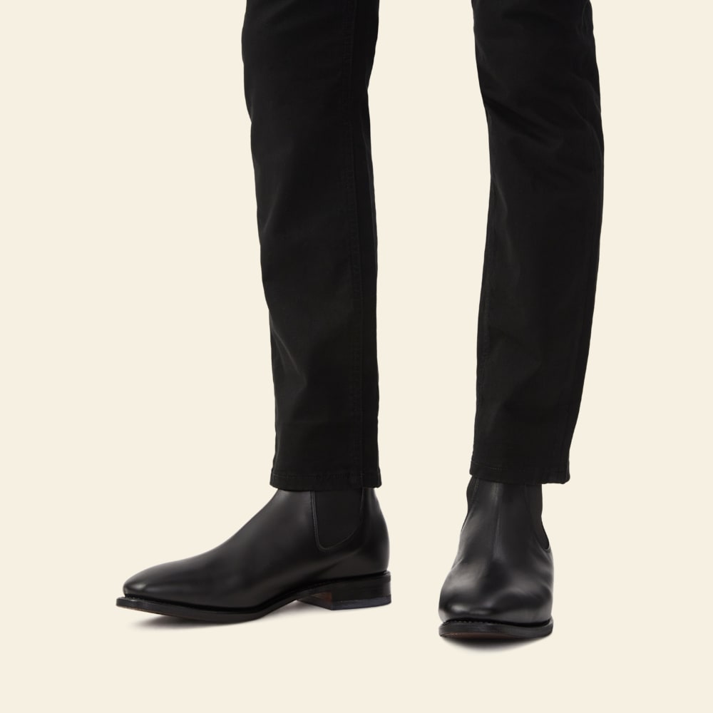 R.M.Williams Men's Black Yearling Leather Comfort Craftsman Chelsea Boots