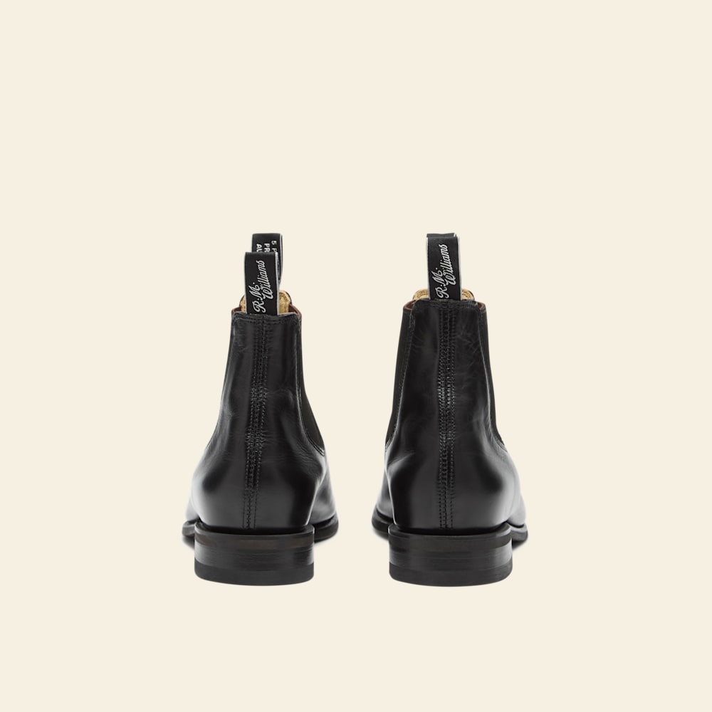 R.M.Williams Black Comfort Tambo Yearling Leather Chelsea Boots: Wide Chisel Toe, Durable Rubber Sole