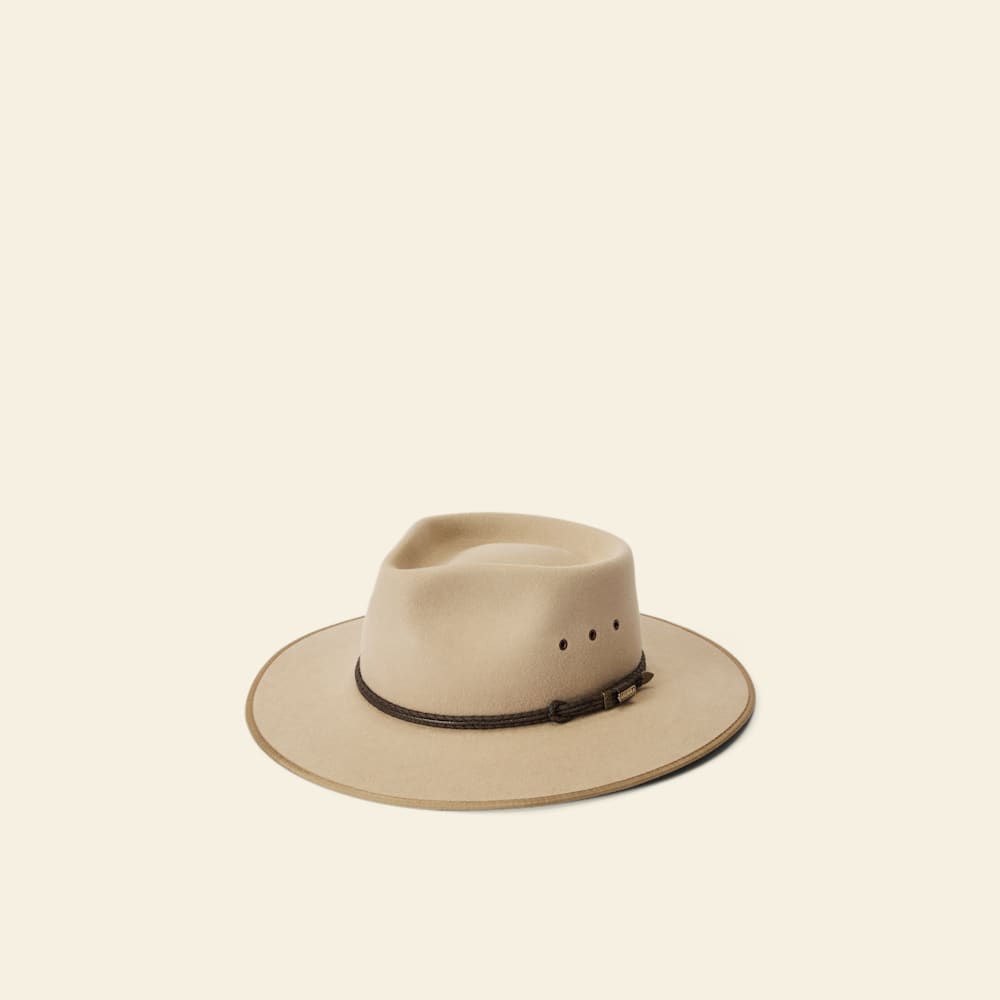 Durable Sand Akubra Cattleman Hat: Iconic Aussie Style, Premium Rabbit Fur Felt