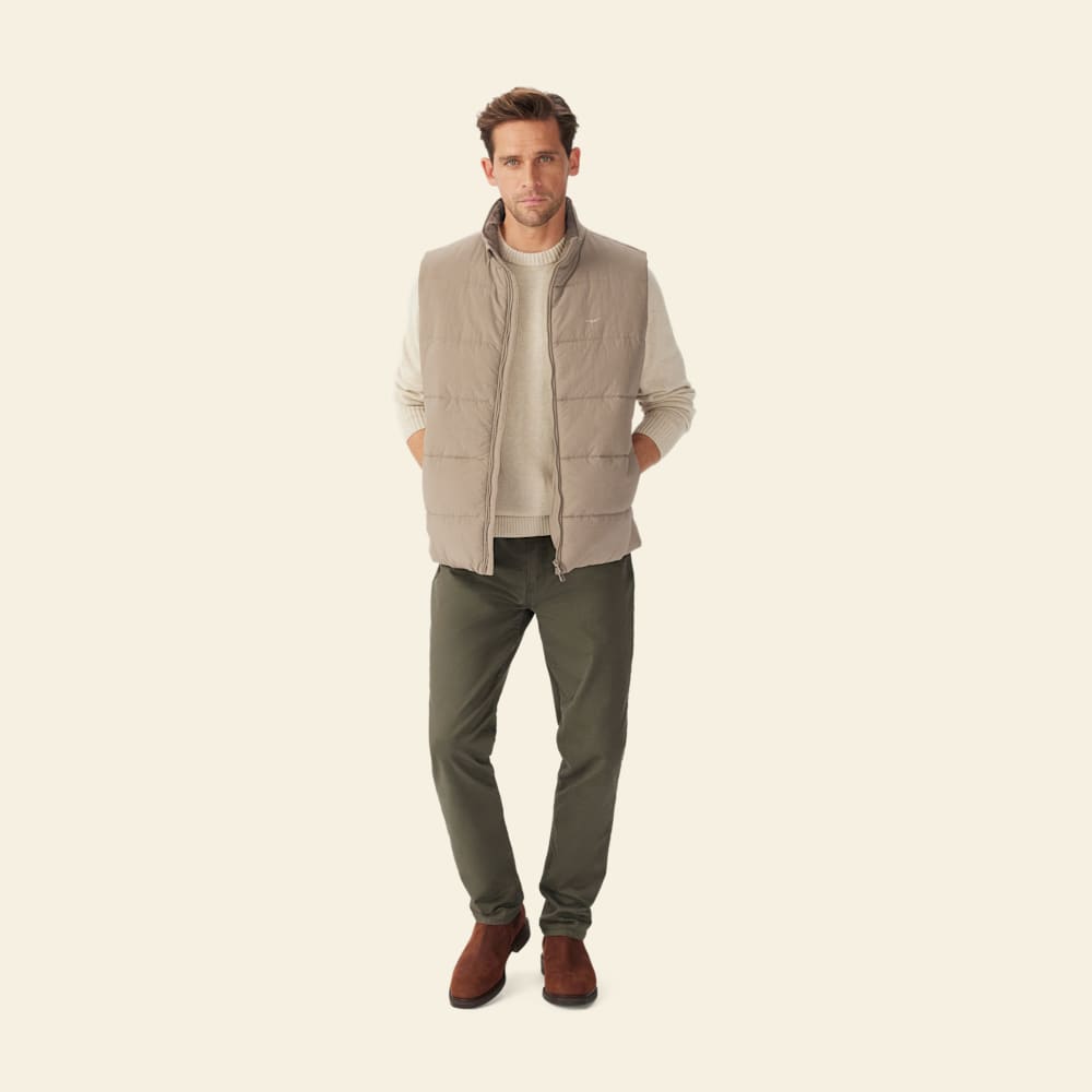 R.M.Williams Padstow Recycled Nylon Puffer Vest - Mud Brown, Functional Warmth