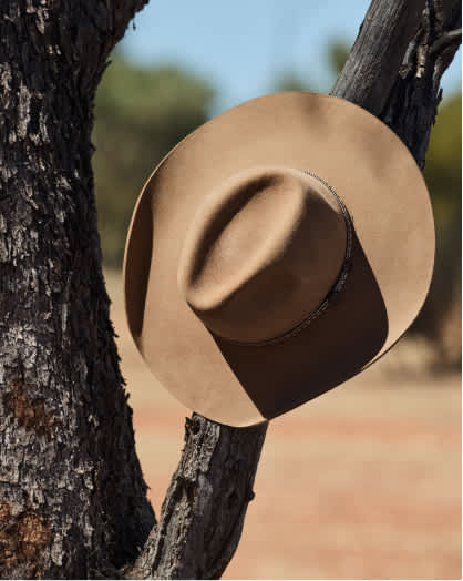 Black Akubra Longhorn Felt Hat – Classic Australian Style